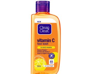 Clean And Clear Vitamin C Face Wash - 50 Ml